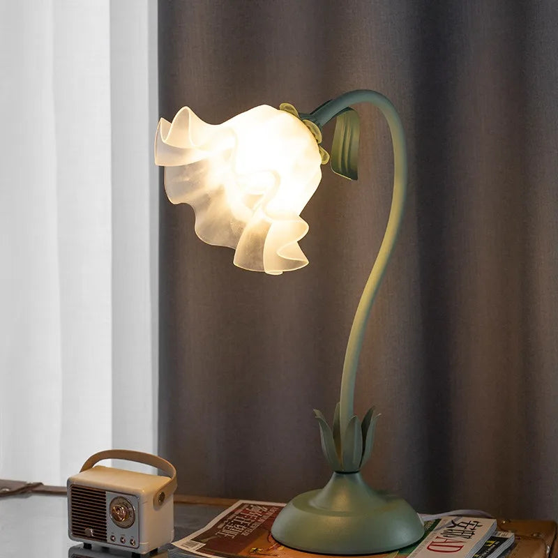 FloraBloom Lamp