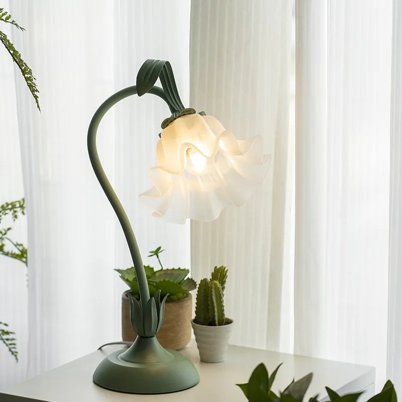 FloraBloom Lamp