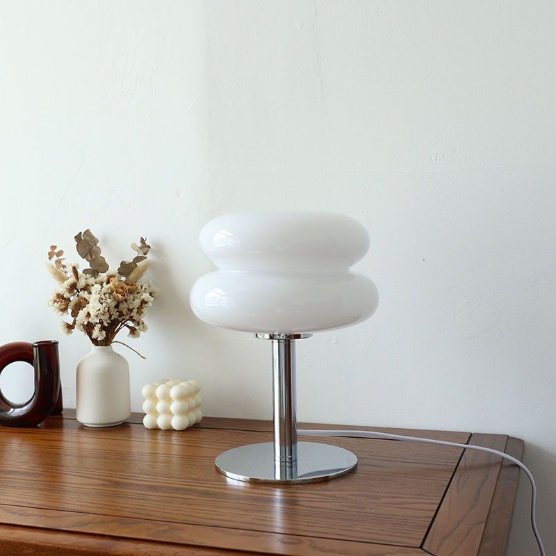 Nordic Minimalist House Mid-ancient Table Lamp